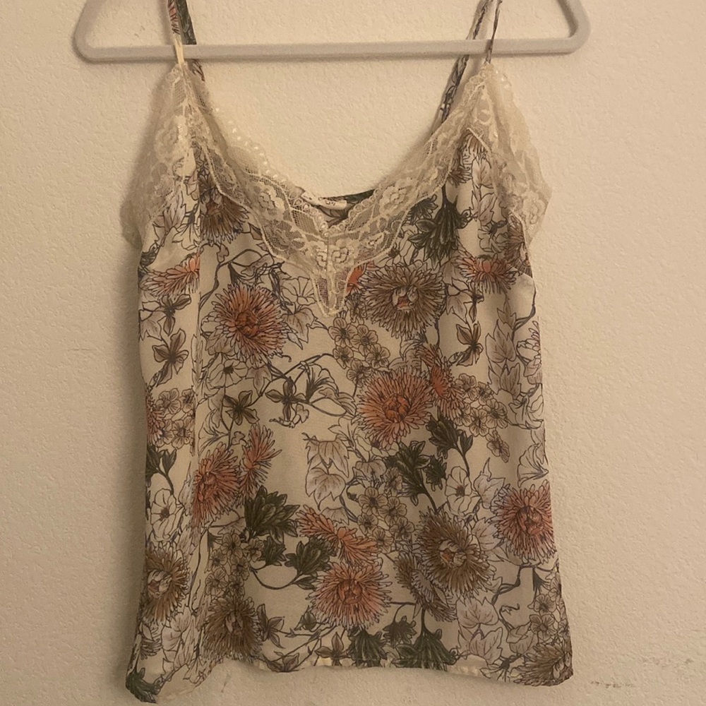 Loose, floral tank top !!
